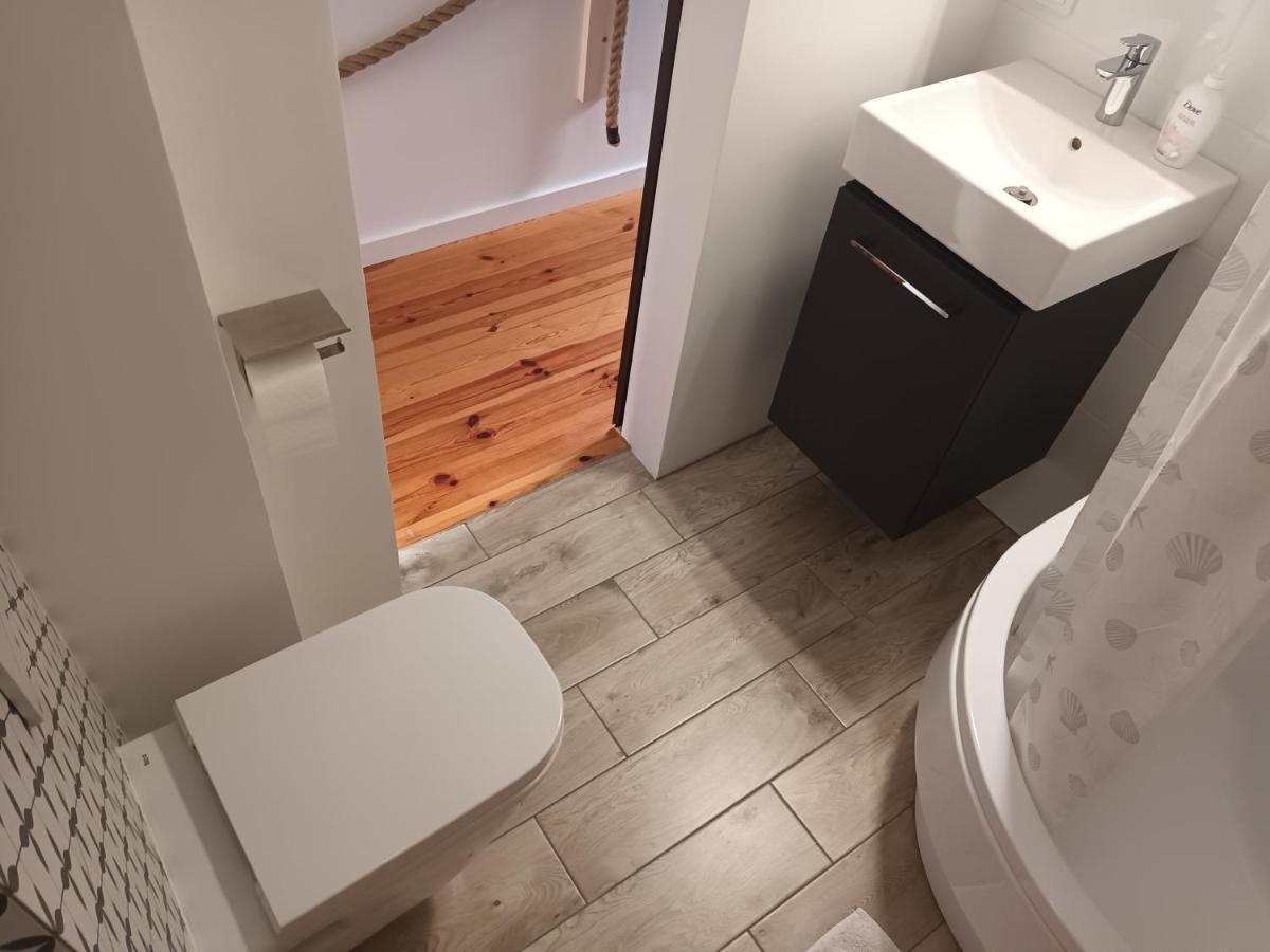 Gdynia, Sea Shell - Czarujacy, Dyskretny Loft Dla Pary Z Parkingiem - Blisko Dzikiej Plazy I Centrum Luaran gambar